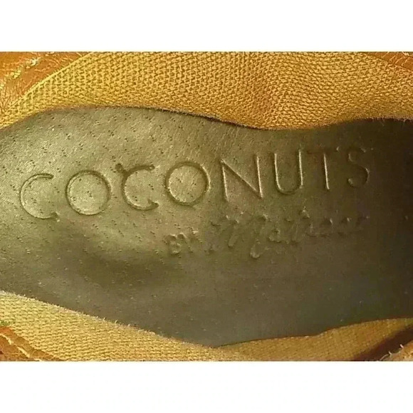 Coconuts By Matisse Womens Ankle Boots Brown Cuban Heel Pointed Toe Pull On 7.5M - Picture 6 of 9